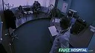 Fake Krankenhaus - vollbusiger Pornostar benutzt ihren tollen Körper