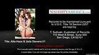 Sexy Allie Haze und Jada Stevens beim geilen Dreier